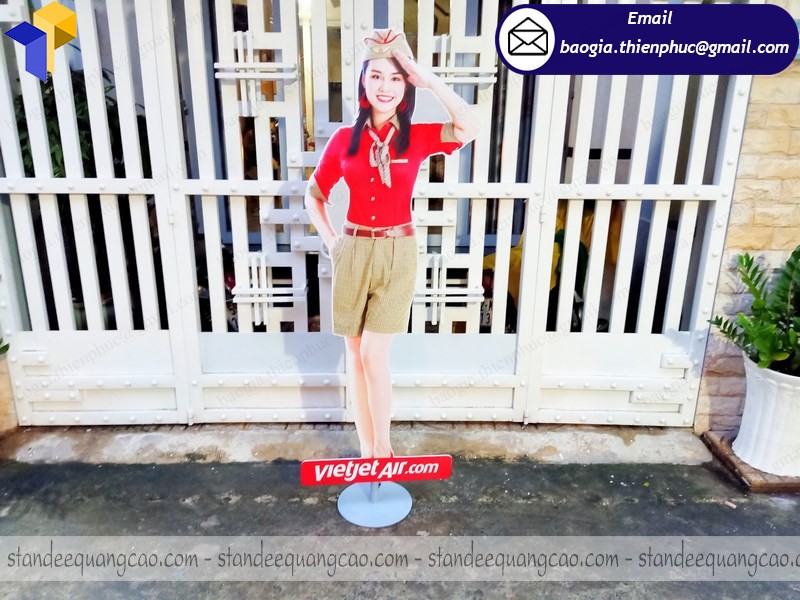 standee mô hình người