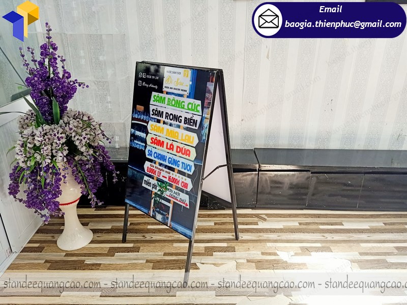 standee chữ A giá rẻ hcm