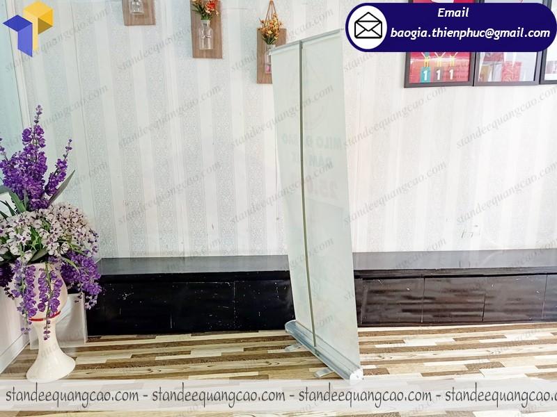 standee cuốn nhôm giá rẻ