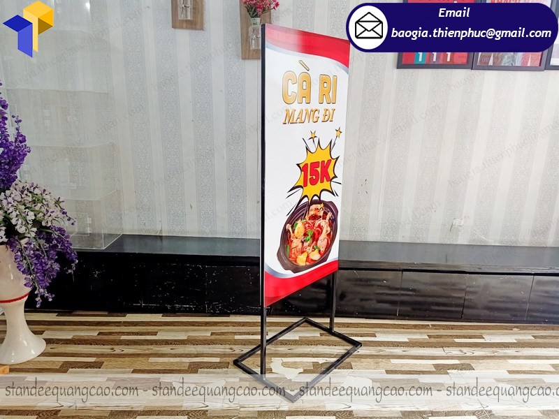 giá standee khung sắt đứng