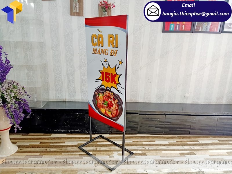 standee chân đứng quảng cáo