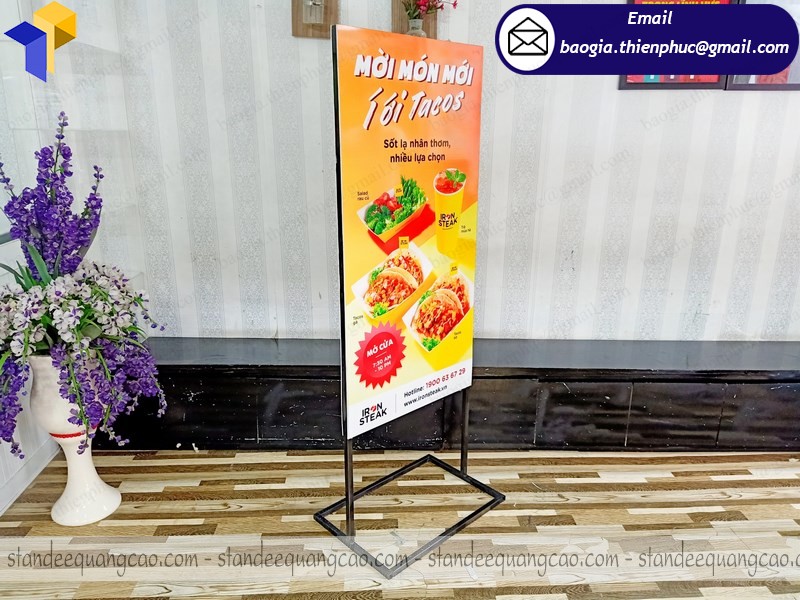 giá standee đế sắt