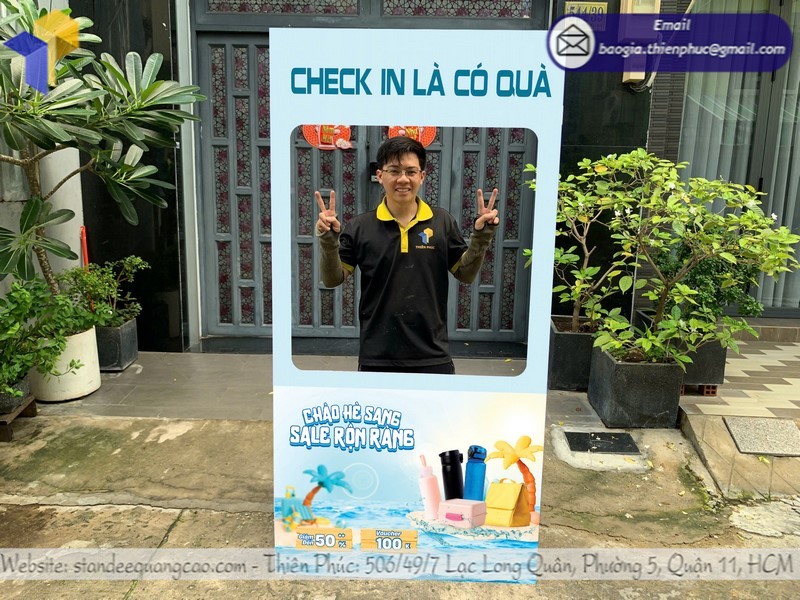 khung check in siêu thị mini Bến Tre