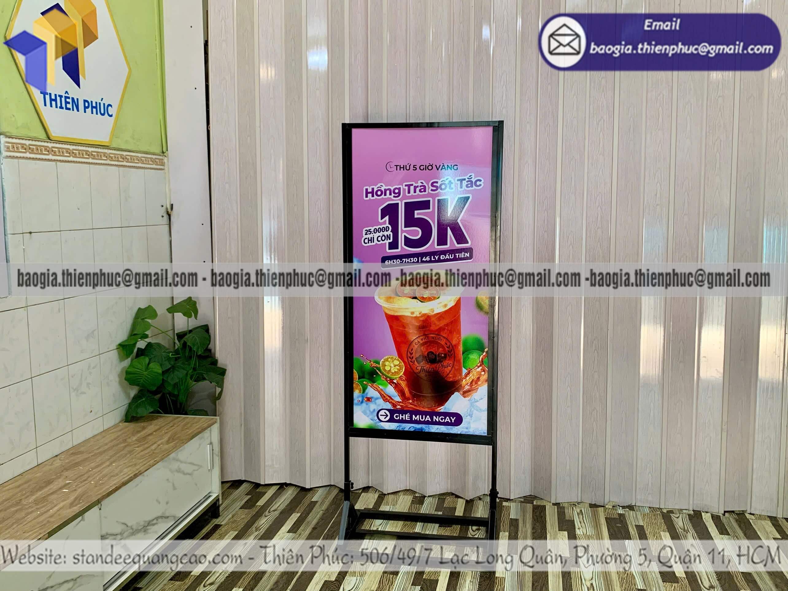 Standee quảng cáo đứng khung sắt ngoài trời di động