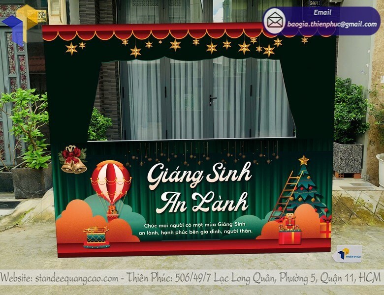 Xưởng sản xuất khung chụp ảnh dịp Giáng Sinh formex rẻ decor sự kiện