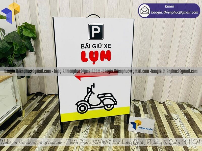 Bảng standee A khung sắt gấp gọn đặt ngoài trời Bảng standee A khung sắt gấp gọn đặt ngoài trời