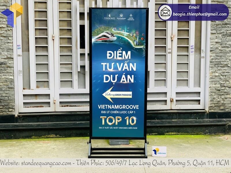 Báo giá bảng standee 2 mặt chịu gió khung sắt rẻ Báo giá bảng standee 2 mặt chịu gió khung sắt rẻ