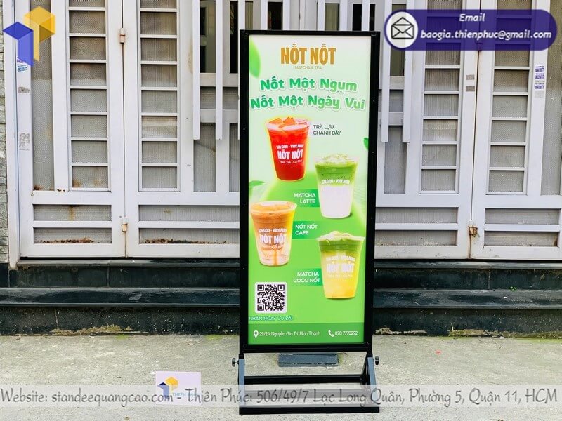 Báo giá bảng standee đứng 2 mặt giá rẻ cho cửa hàng Báo giá bảng standee đứng 2 mặt giá rẻ cho cửa hàng