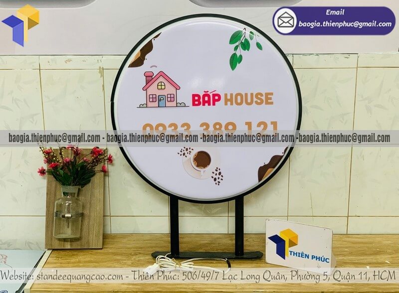 Báo giá hộp đèn nhỏ treo tường quảng cáo cửa hàng phục vụ tạp hóa