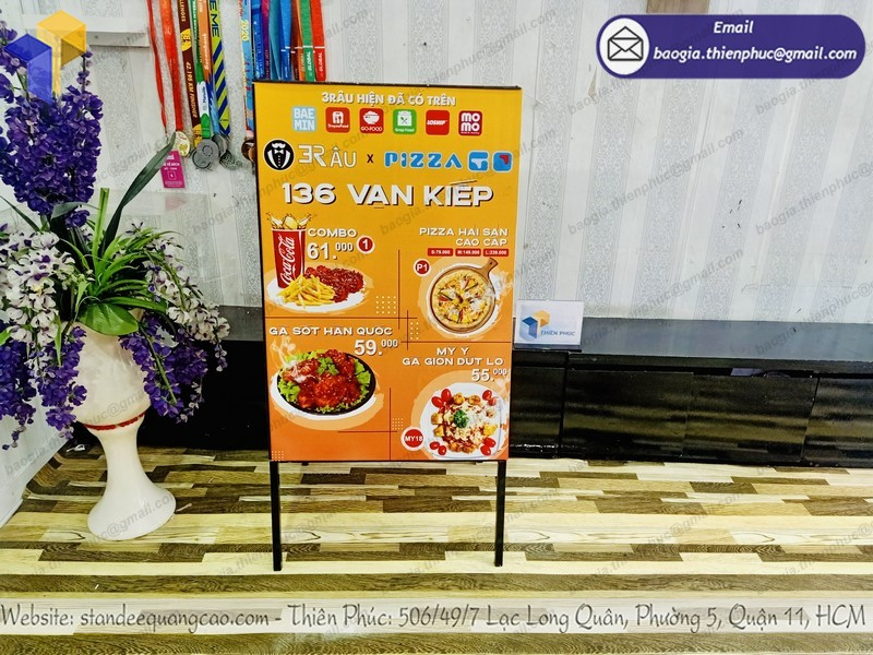 báo giá standee đế sắt quảng cáo chịu gió