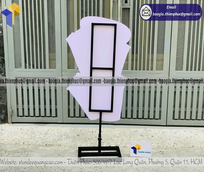 Báo giá standee mockup ly cafe 3D cho quán cafe phù hợp mới mở quán take away