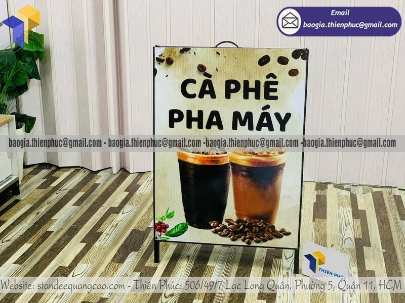 Biển hiệu A khung sắt gấp gọn cho quán cafe vỉa hè Biển hiệu A khung sắt gấp gọn cho quán cafe vỉa hè