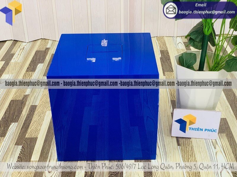 Đặt in hòm bỏ phiếu lấy ý kiến khách hàng bằng mica cho quầy lễ tân showroom siêu thị