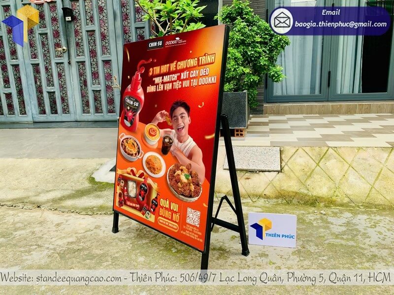 Đặt in standee 1 mặt nhanh lấy ngay trong 24h, giá tốt, hỗ trợ VAT