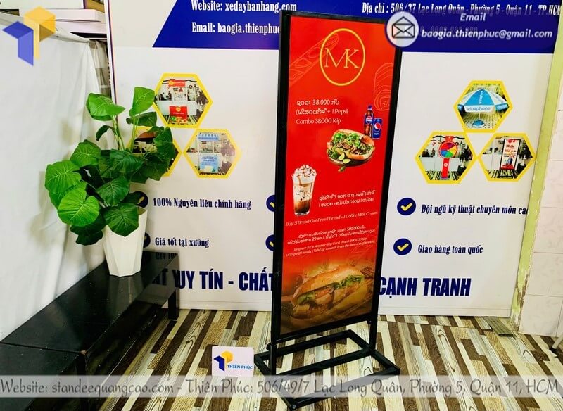 Đặt In Standee Khung Sắt Nhanh thiết kế độc đáo