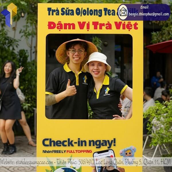 Đặt làm khung check in backdrop nhỏ cho cửa hàng
