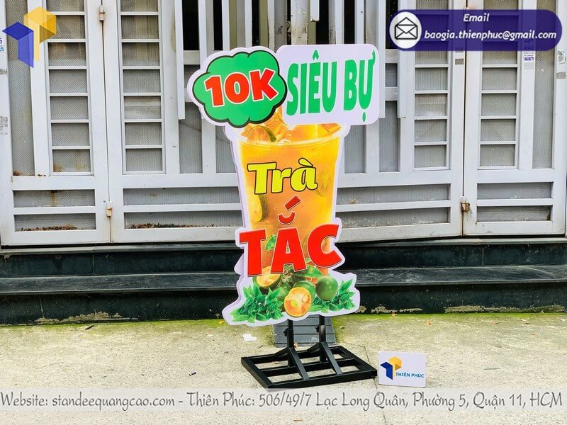 Đặt làm standee mô hình mockup ly nước in 3D quảng cáo sáng tạo