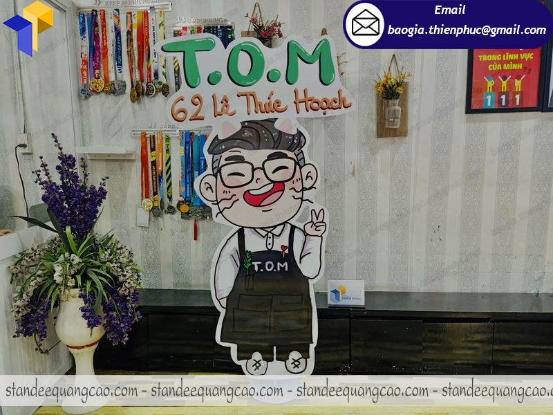 đặt làm standee mô hình nhân vật