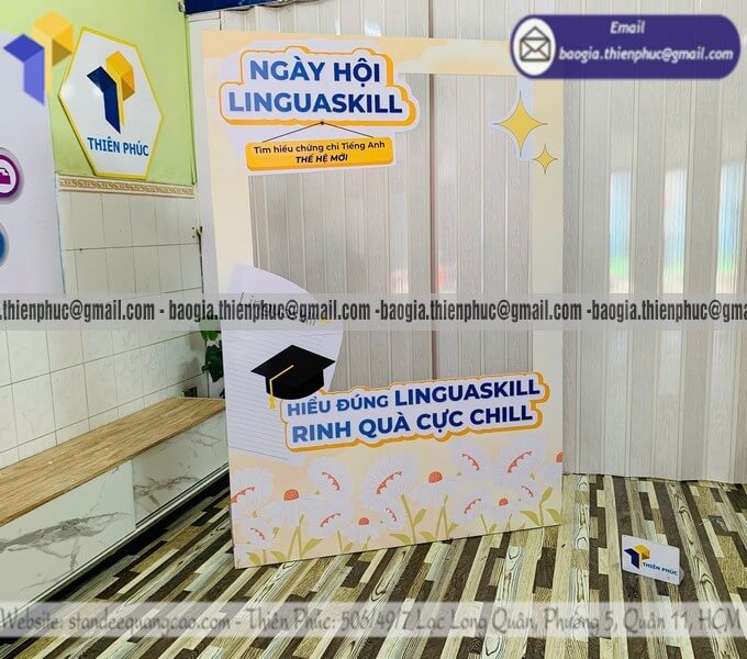 Đặt mẫu khung check in bằng formex cho trường học mục đích khai giảng bế giảng ngày hội