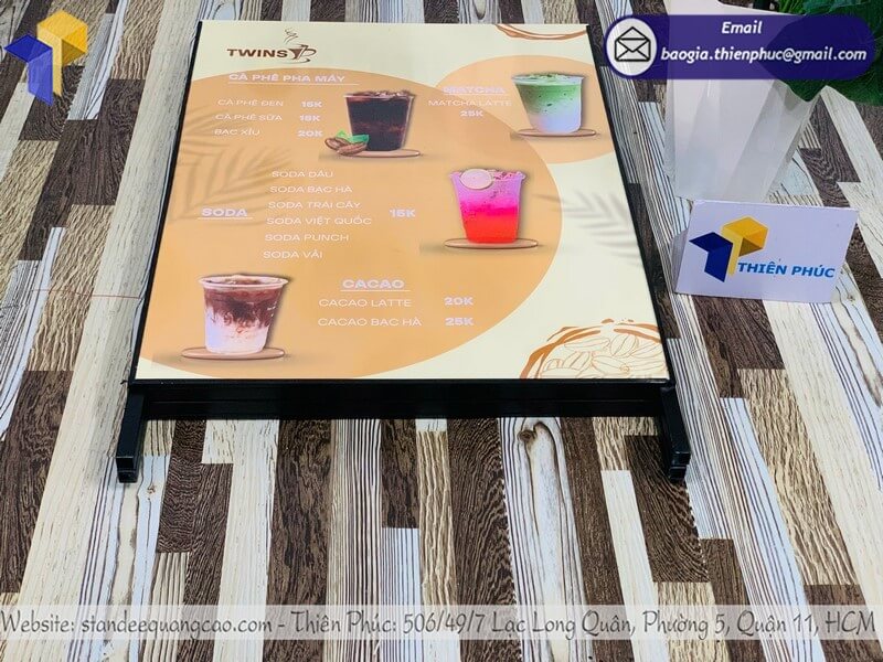 Đặt mua standee chữ A dựng trước cửa hàng giá rẻ yêu cầu đặc biệt