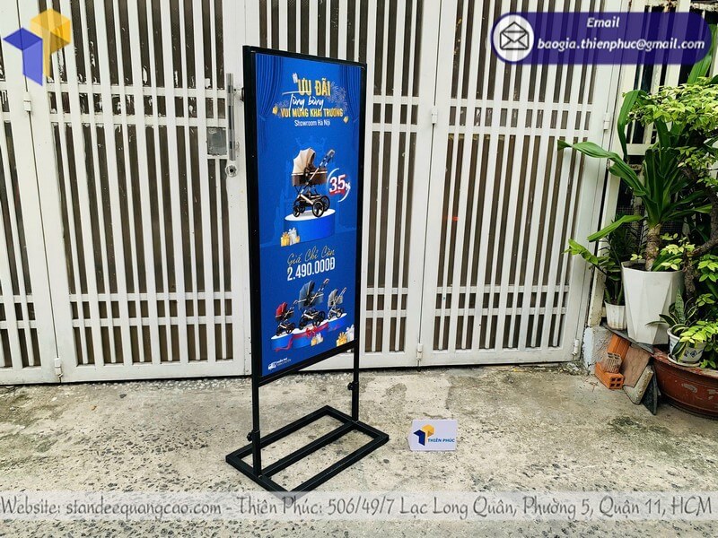 Địa chỉ làm standee đứng giá tốt  mẫu mã sáng tạo tại xưởng
