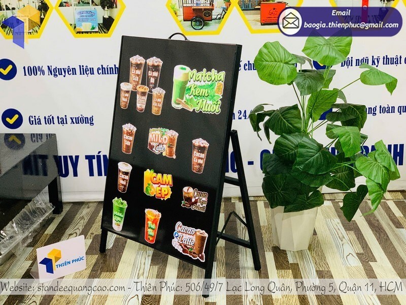 Giá bảng standee quảng cáo 1 mặt in theo yêu cầu đặt hàng trực tiếp tại văn phòng