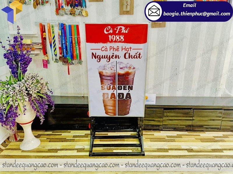 hộp đèn quảng cáo quán cafe giá bao nhiêu