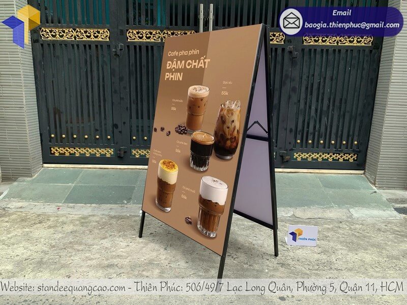 In bảng quảng cáo chữ A dựng 2 mặt ngoài trời đẹp tăng lượt khách và doanh thu