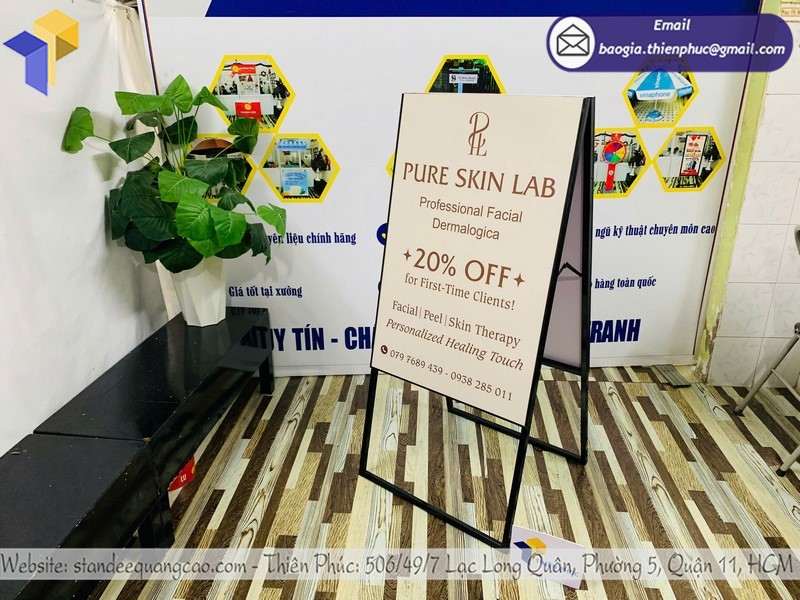 in standee A gấp gọn di động theo yêu cầu tại xưởng Thiên Phúc