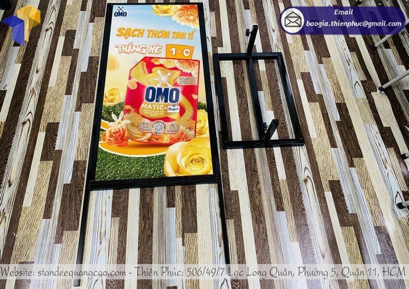 In standee khung sắt theo yêu cầu giá rẻ