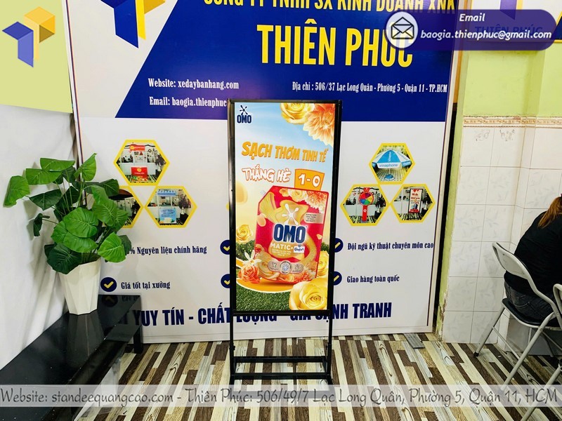 In standee khung sắt theo yêu cầu