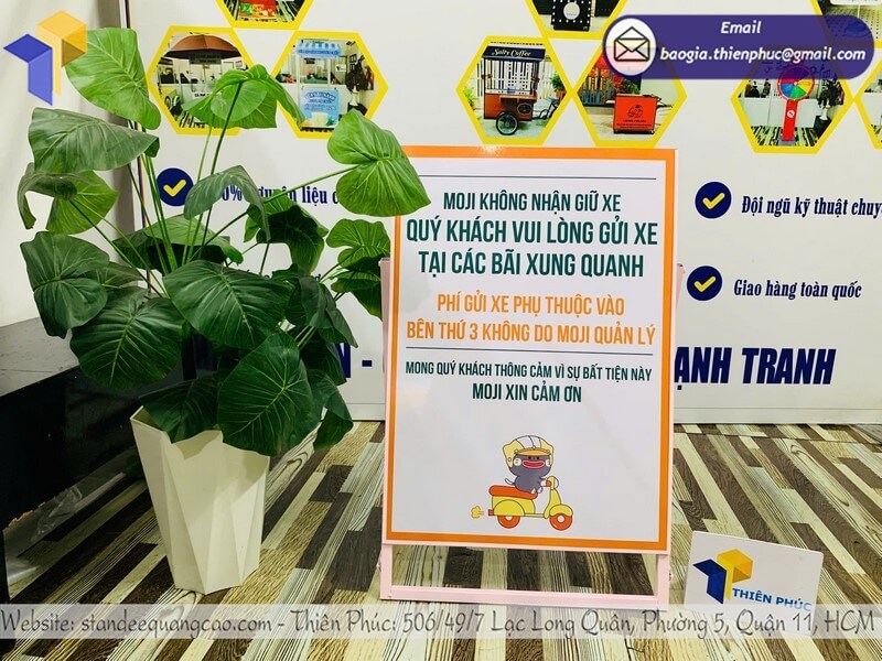 In standee quảng cáo khung sắt giá rẻ, nhận in tại xưởng