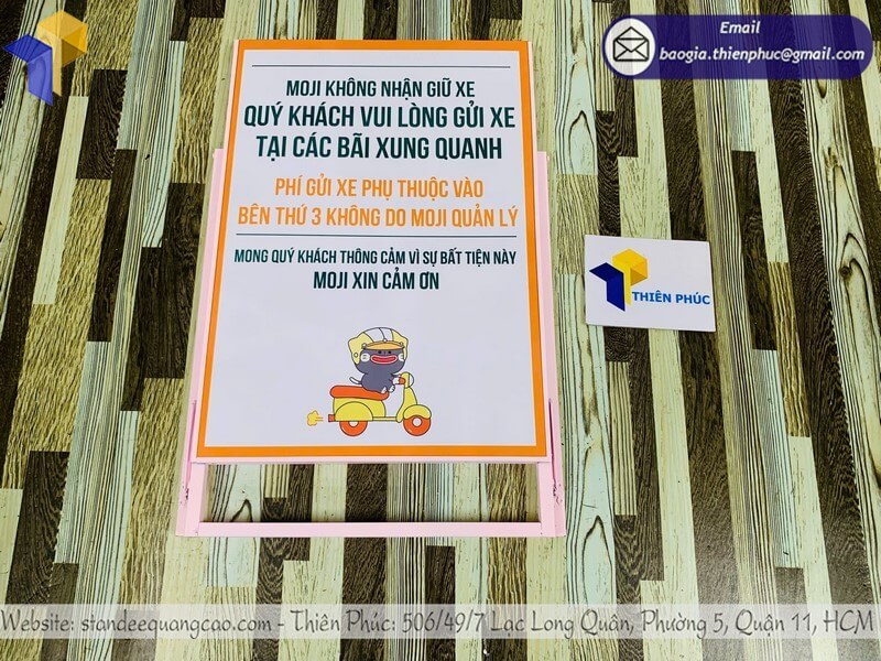 Dịch vụ in standee quảng cáo khung sắt lấy liền, giao hàng toàn quốc