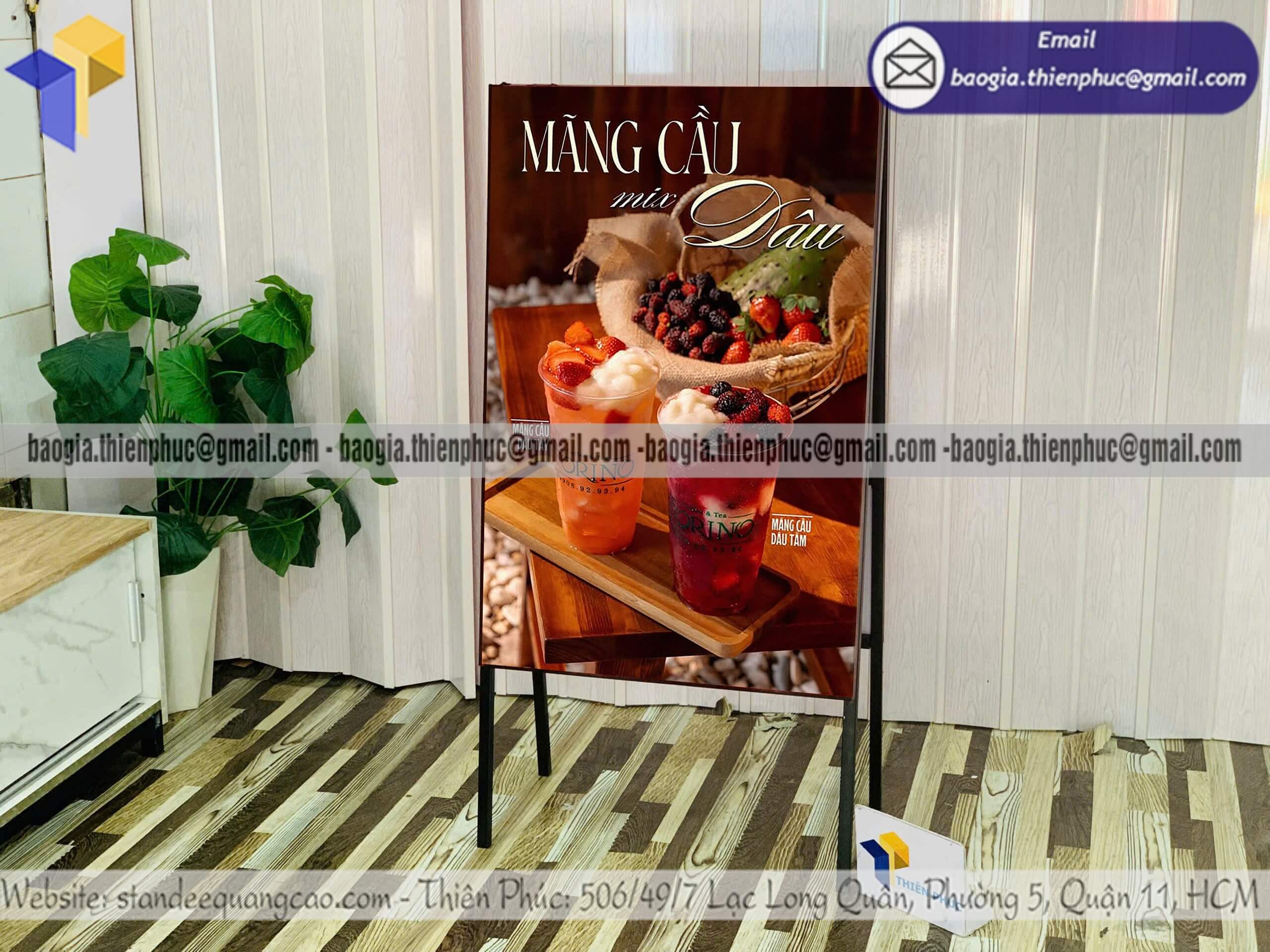 Khung bảng hiệu chữ A bằng sắt 2 mặt dựng vỉa hè cho quán cà phê ăn vặt rất cuốn