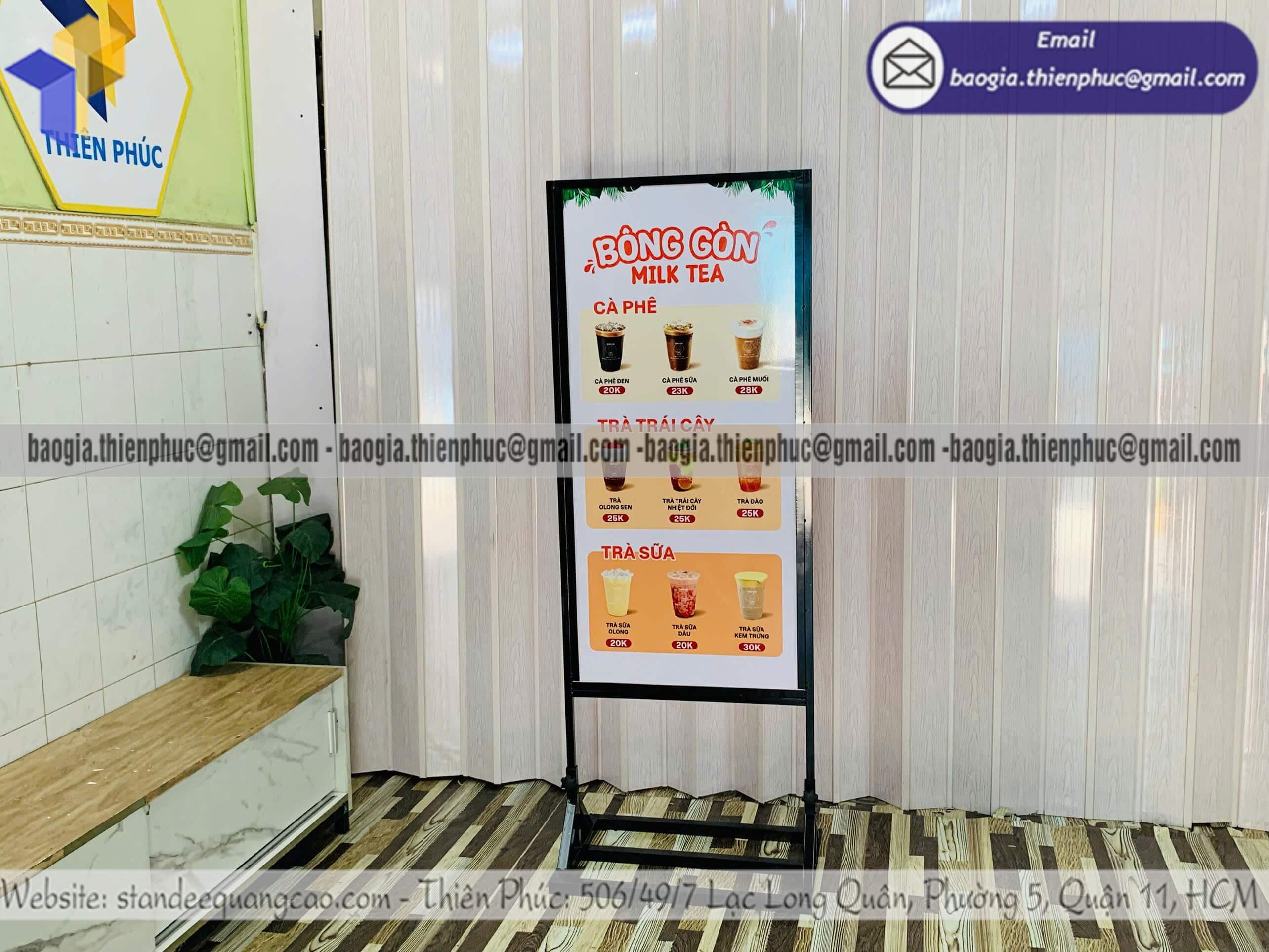 Khung bảng hiệu sắt giới thiệu menu tại cửa hàng bán hàng tại quầy cho cửa hàng mới