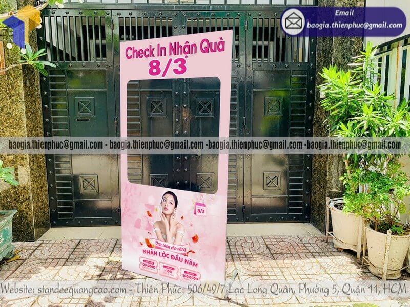 Khung check in bằng formex theo concept sự kiện cho công ty tổ chức sự kiện trường học