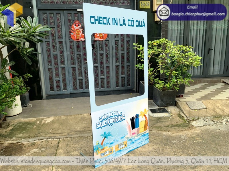 Khung check in siêu thị mini tại xưởng