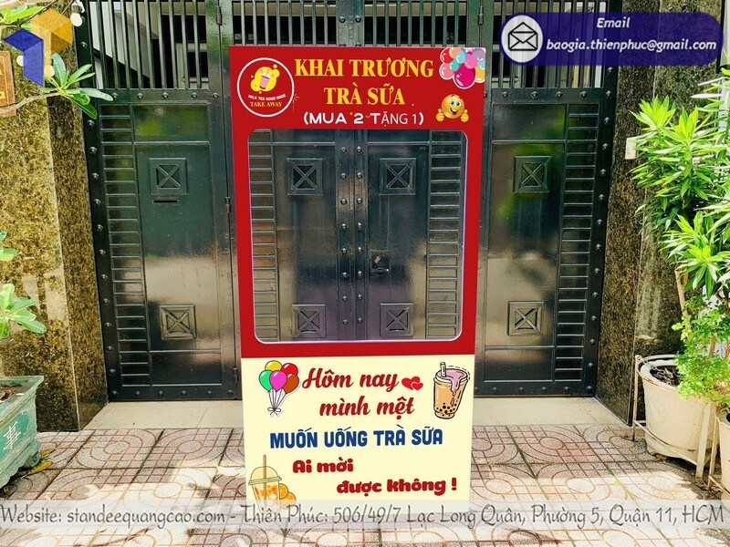 khung chụp hình khai trương đẹp