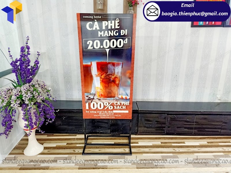 khung sắt standee quảng cáo