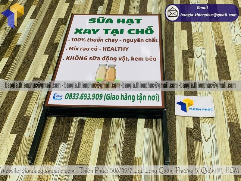 Khung standee A chân sắt quảng cáo sản phẩm ngoài trời khuyến mãi bán hàng cửa hàng và showroom