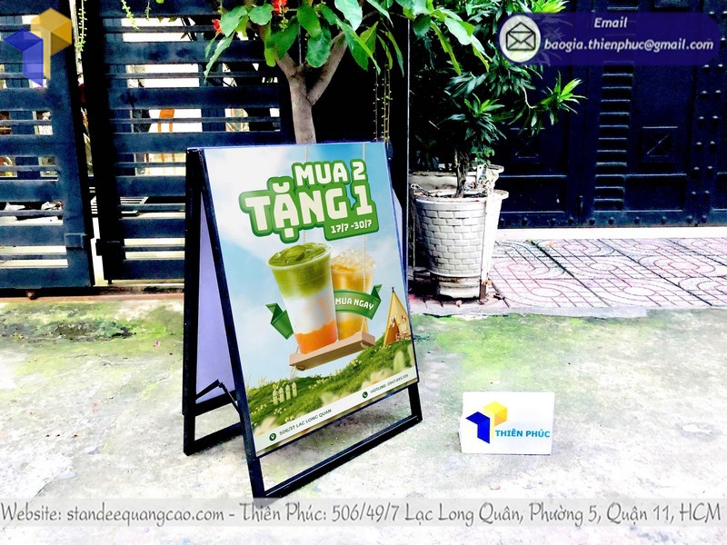 Khung standee chân chữ A quảng cáo ngoài trời