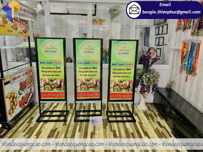 khung standee quảng cáo giá rẻ