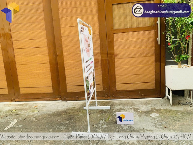 Khung treo poster lấy liền giá sỉ sản xuất trực tiếp tại xưởng uy tín
