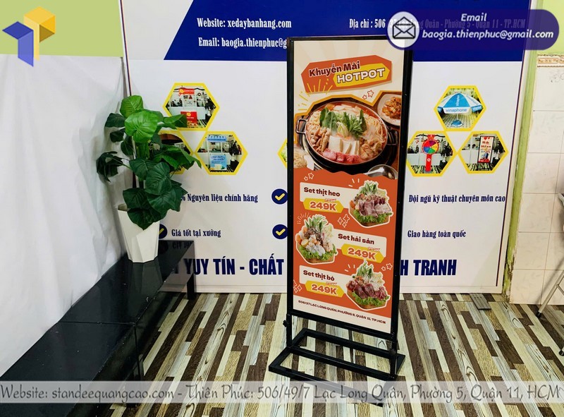 standee khuyến mãi khung sắt Quận 7