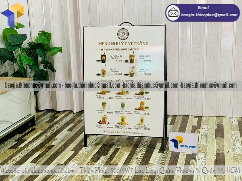 Mẫu bảng hiệu A 2 mặt khung sắt gập gọn để vỉa hè