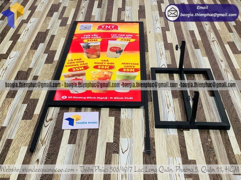 Mẫu bảng hiệu quảng cáo đứng bằng sắt in banner 2 mặt kinh doanh cá nhân bán hàng mang đi