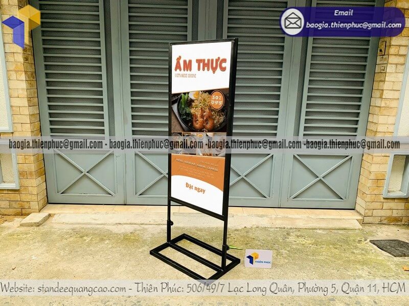 Mẫu bảng standee quảng cáo khung sắt để trên vỉa hè phân phối toàn quốc