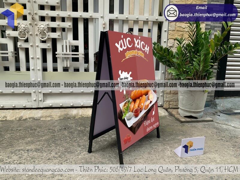 Mẫu standee A quảng cáo hai mặt trưng bày trước cửa hàng bảng standee sắt cho quán ăn quán trà sữa