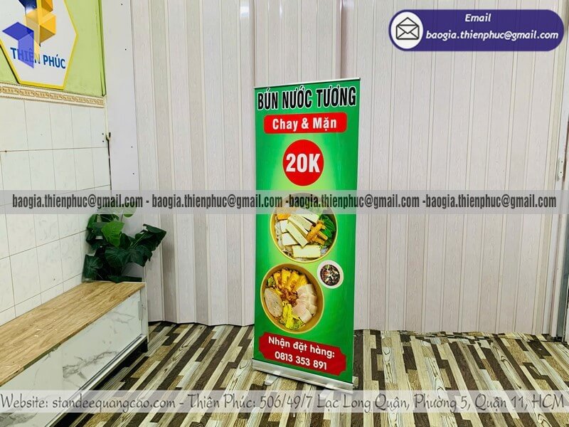 Mẫu standee cuốn nhôm dựng poster 1 mặt đẹp bán vỉa hè cực hot viral