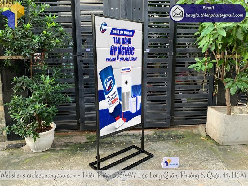 Mua bảng standee quảng cáo đứng in 2 mặt giá sỉ khuyến mãi giới thiệu sản phẩm